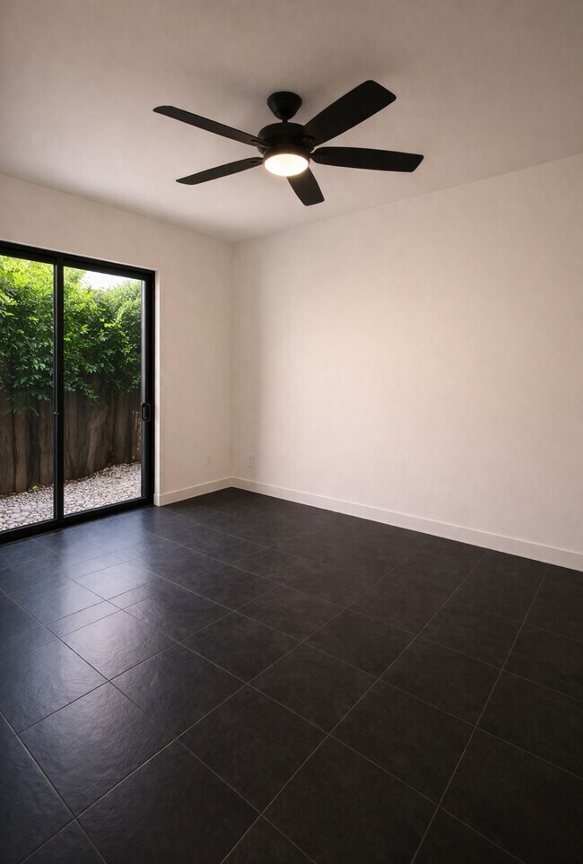 Foto del edificio - 608 W Drew St