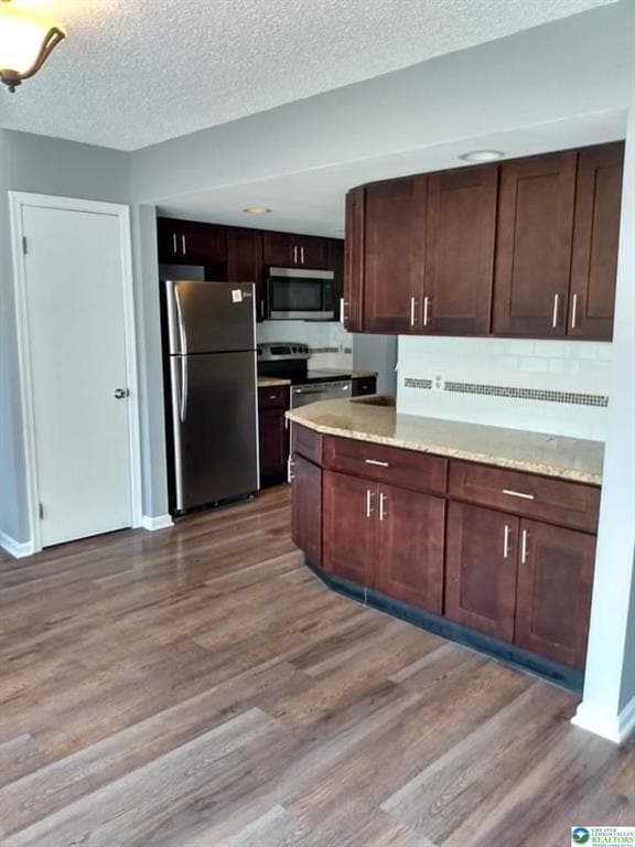 Foto del edificio - 933 N New St