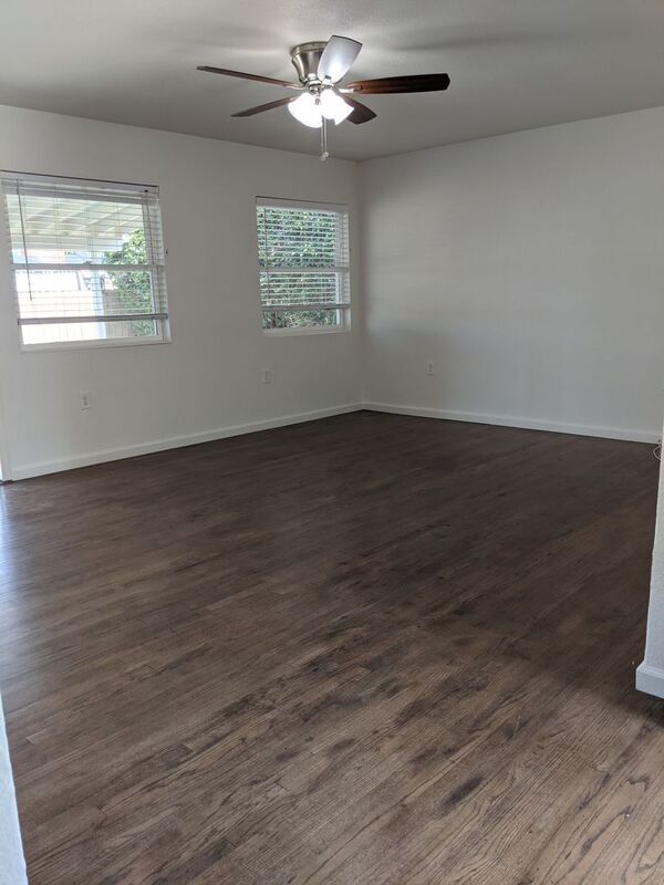 Foto del edificio - 15411 Fernview St