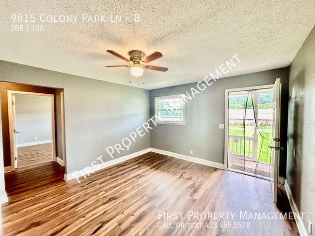 Foto del edificio - 9815 Colony Park Ln