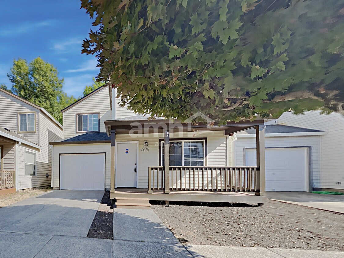 Primary Photo - 16961 SW Cashew Way
