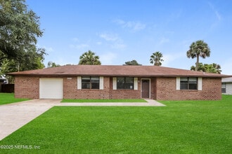 Building Photo - 6775 Rivercrest Dr