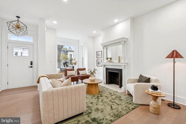 Foto del edificio - 1827 North Capitol St NE