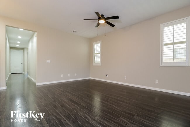 Building Photo - 21247 W Almeria Rd