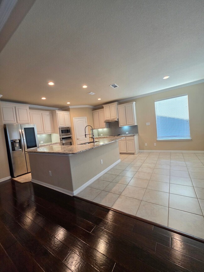Foto del edificio - 430 Brookdale Dr