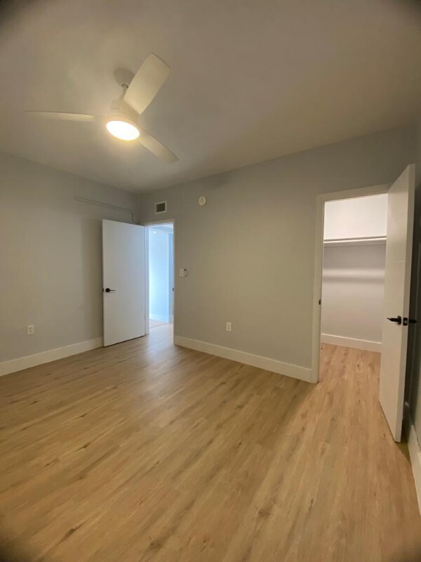 Foto del edificio - 3700 NW 58th Ave