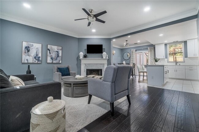 Foto del edificio - 3539 Mt Vernon Cir