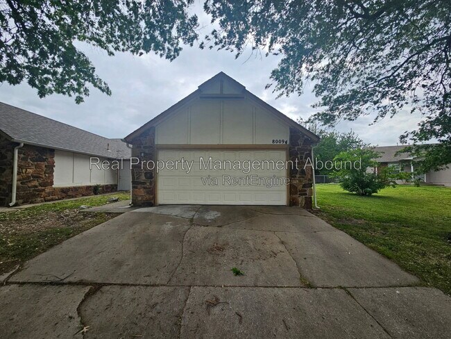 Foto del edificio - 8009 N 117th E Ave