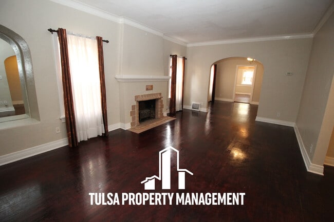 Building Photo - 1639 S Florence Pl
