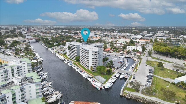 Foto del edificio - 1800 NW 24th Ave