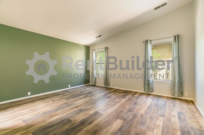 Building Photo - CALL US TODAY AT (505) 808-6467 TO SCHEDUL...