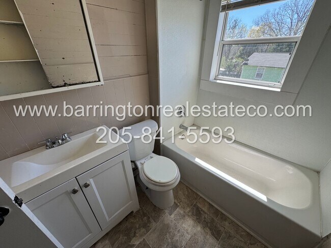 Building Photo - 213 Beech Ave