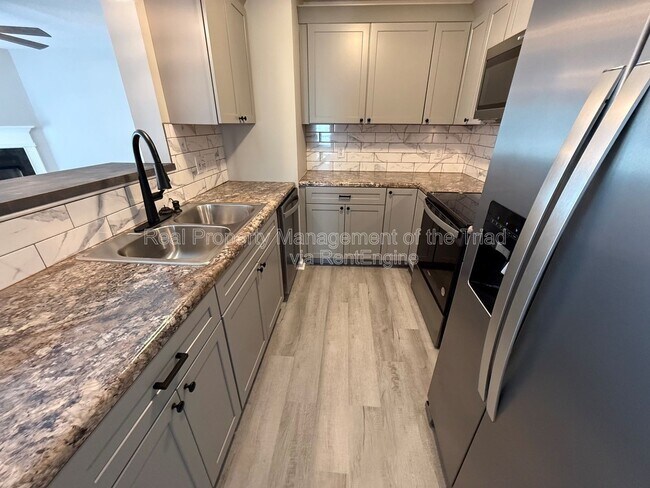 Foto del edificio - 521 Mill Pond Dr