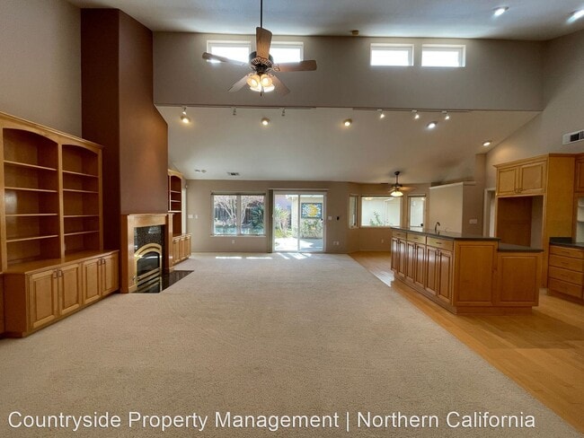 Building Photo - 3 br, 3 bath House - 3800 Argonaut Dr