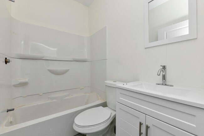 Foto del edificio - 123 Intervale St