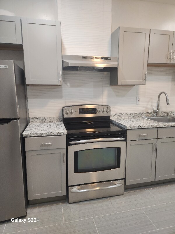 Building Photo - 421 N 60th St