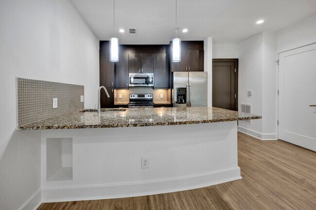 Interior Photo - 1045 on the park by EpiCity
