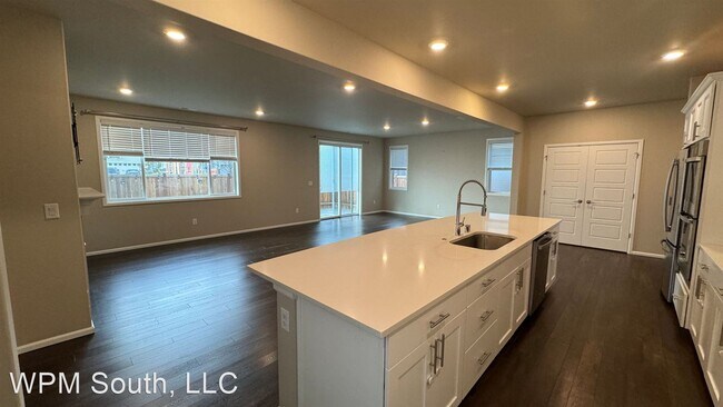 Foto del edificio - 5 br, 3 bath House - 23919 229th Pl SE
