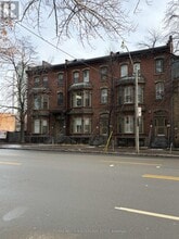 Building Photo - 211 Jarvis St