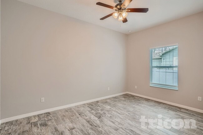 Foto del edificio - 2704 61st Ave N