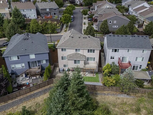 Foto del edificio - 6128 NW Trowbridge Dr