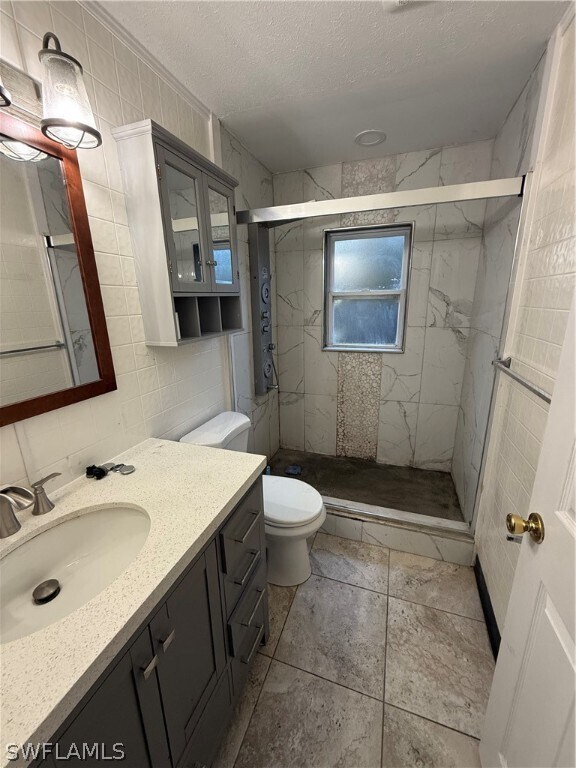 Foto del edificio - 11350 Pendleton St