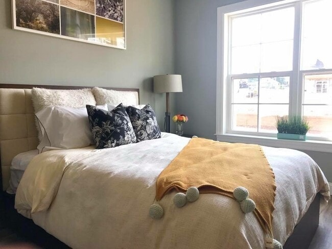 Interior Photo - Canal Crossing at Whitneyville West