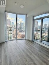 Building Photo - 180 Front St E