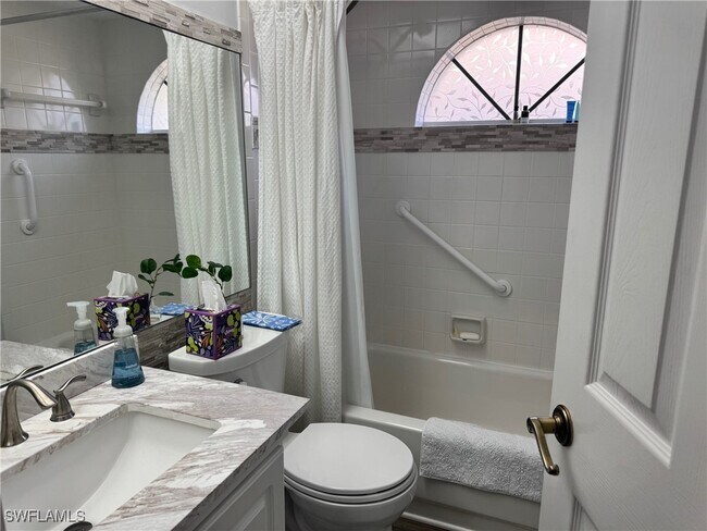 Foto del edificio - 13611 Worthington Way