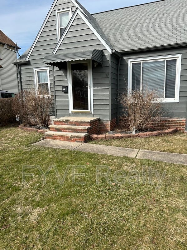 3802 Lincoln Ave, Parma, OH 44134 House Rental in Parma, OH