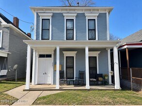 Building Photo - 216 Pope St