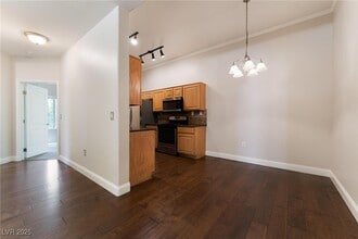 Building Photo - 8805 Jeffreys St