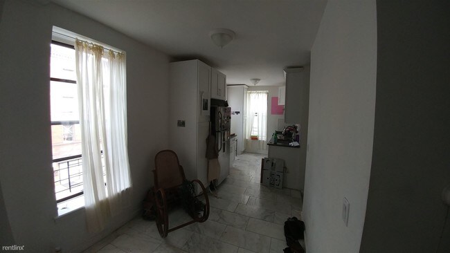 Foto del edificio - 190 Ralph Ave
