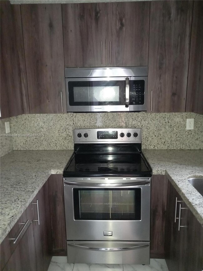 Foto del edificio - 11781 SW 18th St