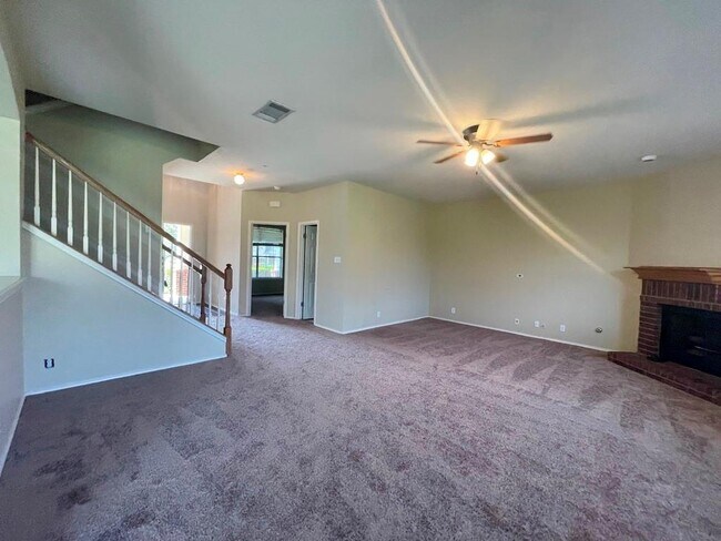 Building Photo - 1802 Warwick Cove