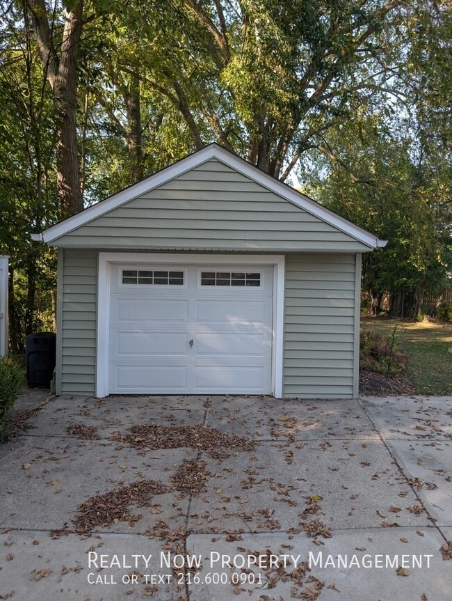 Building Photo - 5291 Spencer Rd