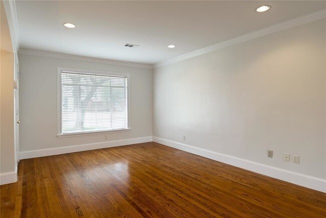 Foto del edificio - 4025 Dunhaven Rd