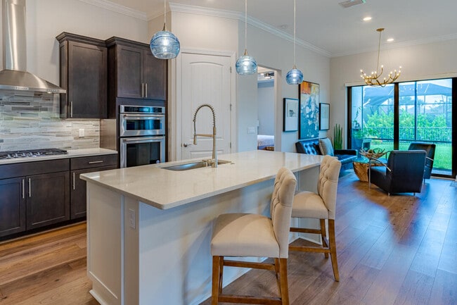 Foto del edificio - 559 SE Villandry Way