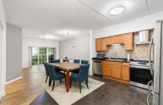 Foto del edificio - 3501 Wellington Ct