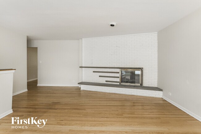 Building Photo - 848 Braemar Rd