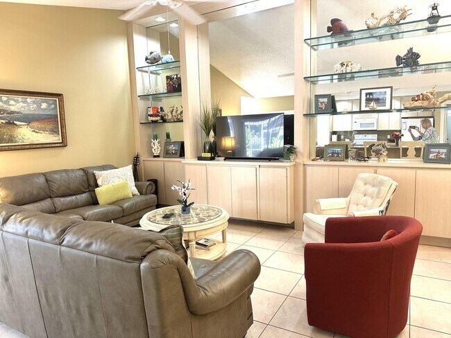 Foto del edificio - 4101 Water Oak Ct