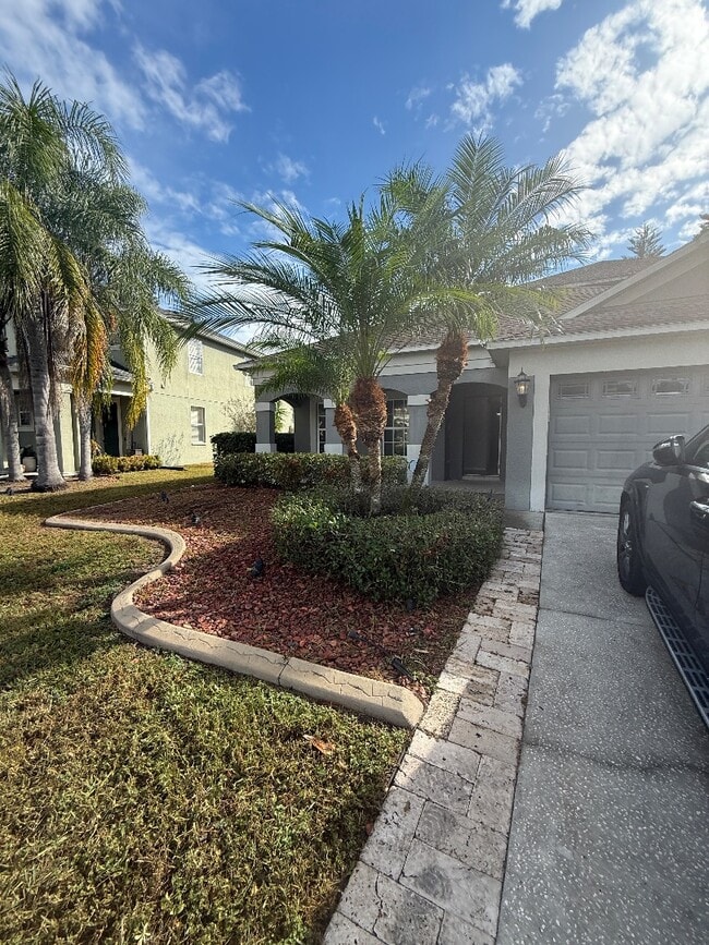 Building Photo - 3004 Downan Point Dr