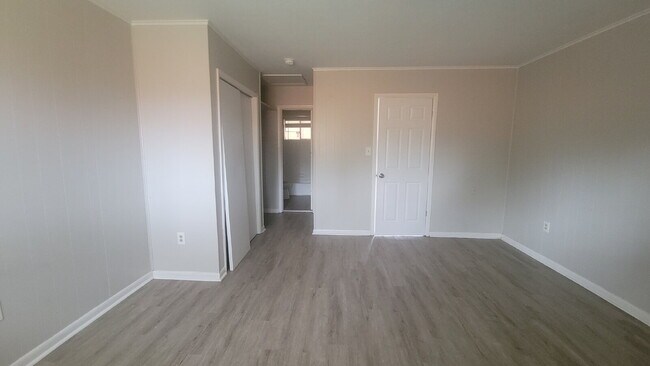 Foto del edificio - 1 Month free!! Section 8 "Charming 1-Bed Oasis with Modern Comforts in Huntsville – Your Perfect ...