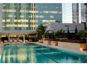 Building Photo - 1395 Brickell Ave