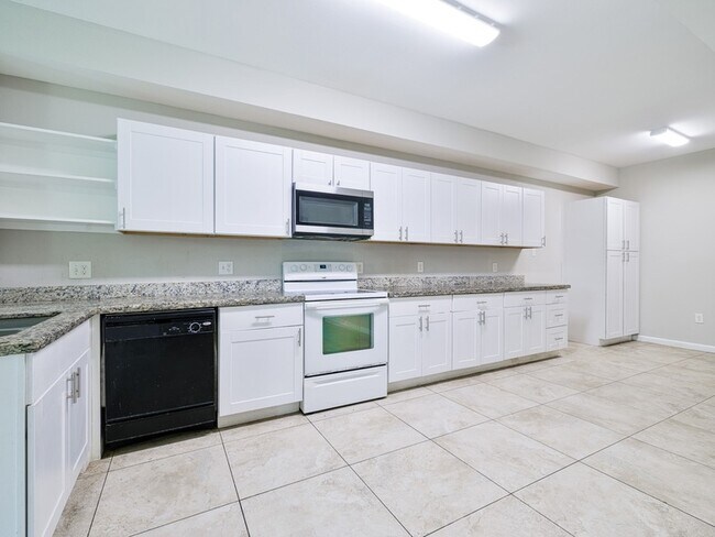 Foto del edificio - 12658 Briar Patch Dr