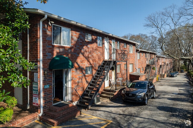 Building Photo - Station Square Apartments