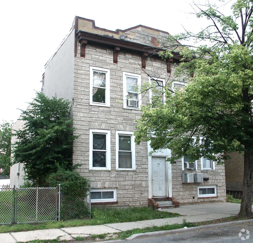 164 Ogden Ave, Kearny, NJ 07032 Apartments in Kearny, NJ