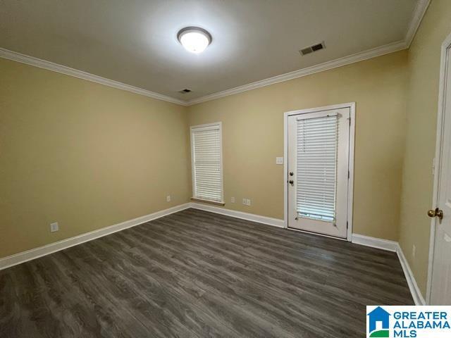 Foto del edificio - 3013 Oaks Dr