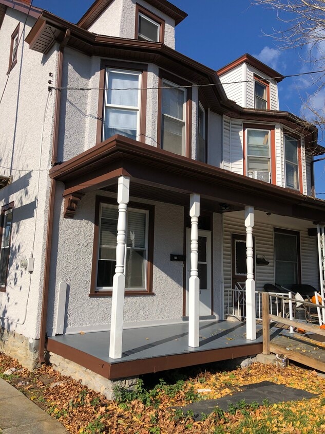 315 S Lincoln Ave, Lebanon, PA 17042 House Rental in Lebanon, PA
