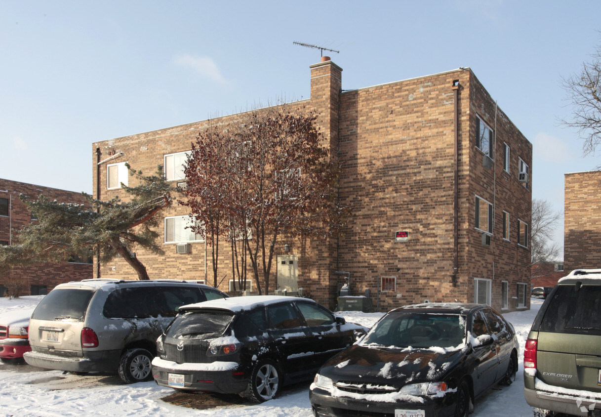 Building Photo - 1145 Boxwood Dr